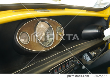 Classic mini center meter 98025556