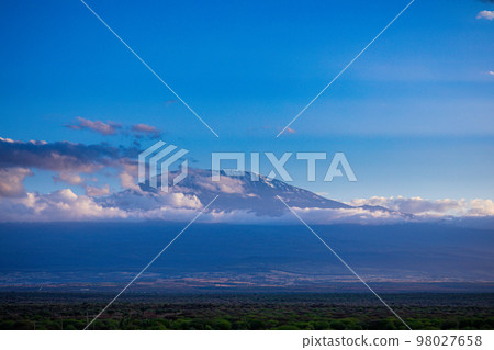 Mount Kilimanjaro Dormant Volcano In United Republic Of Tanzania kibo Mawenzi Shira Highest Peaks 98027658