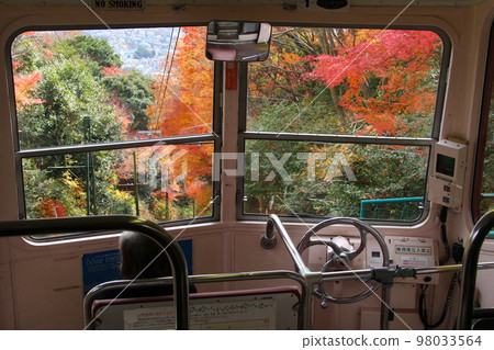 Maya Cable二代車，駕駛座前（1955年生產，2012年退役） 98033564