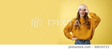 Smiling optimistic happy charming girl show okay ok gesture assuring everthing alright keep up supporting you, like awesome idea excited try out, standing satisfied yellow background Smiling optimistic happy charming girl show okay ok gesture assuring everthing alright keep up supporting you, like awesome idea excited try out, standing satisfied yellow background 98034725
