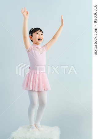 Banzai ballerina girl ballet studio 98036316