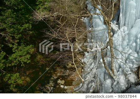 Onouchi Hyakkei Icicles of Onouchi Valley, Ogano Town Onouchi Hyakkei Icicles of Onouchi Valley, Ogano Town 98037844