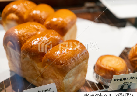 Homemade Japanese Shokupan White Bread Homemade Japanese Shokupan White Bread 98037972