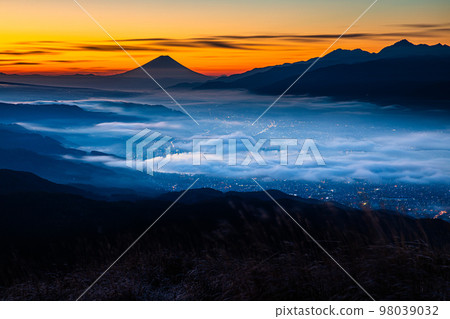 [長野縣·諏訪]可以眺望富士山和諏訪湖的Takapotch Plateau 98039032