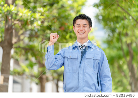 Business image Men in work clothes Guts pose Business image Men in work clothes Guts pose 98039496