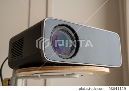 black projector black projector 98041129