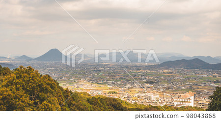 Scenery of Zentsuji city from Mt. 98043868