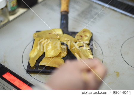 麻糬燒烤紅薯乾 麻糬燒烤紅薯乾 98044044