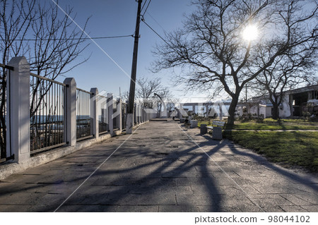 Embankment of Lanzheron beach in Odessa, Ukraine 98044102