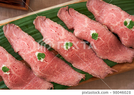 烤牛肉壽司 98046028