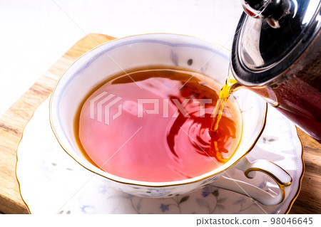 Black tea Black tea 98046645