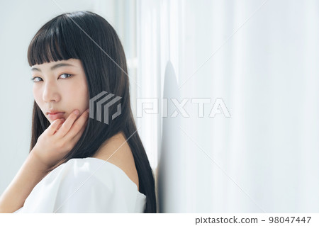 Female portrait beauty skin care Female portrait beauty skin care 98047447
