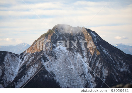 Mt.Amidadake with snow in November Mt.Amidadake with snow in November 98050481