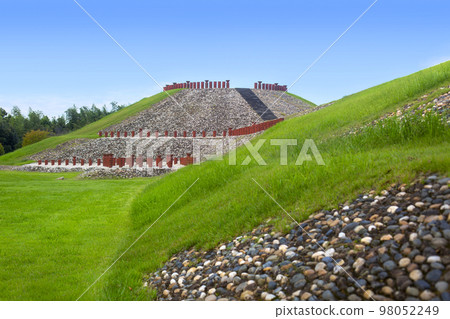 Kamezuka Kofun Park 98052249