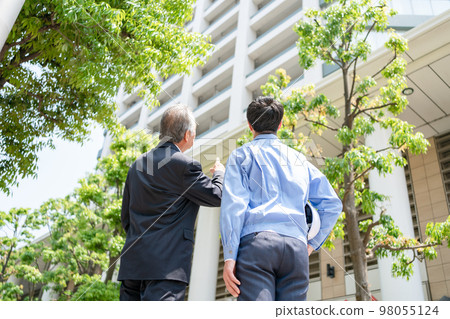 Business real estate 98055124