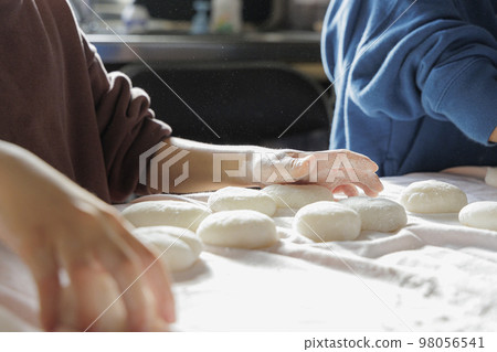 手擀麻糬 手擀麻糬 98056541