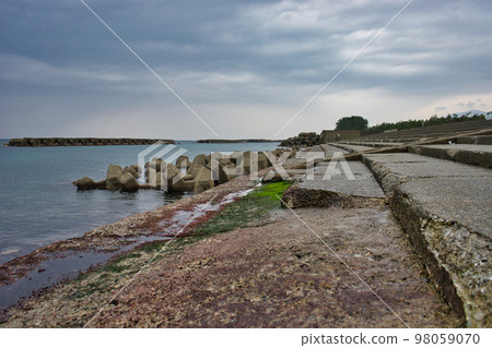 冬天的富山灣海岸 冬天的富山灣海岸 98059070