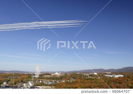 Blue Impulse, Delta Lowpass preliminary flight (Ghibli Park, Nagakute City, Aichi Prefecture) 98064707