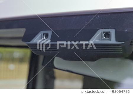 汽車雙攝像頭（高級安全車、支援車） 98064725