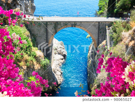 road of Amalfi coast, Italy road of Amalfi coast, Italy 98065027