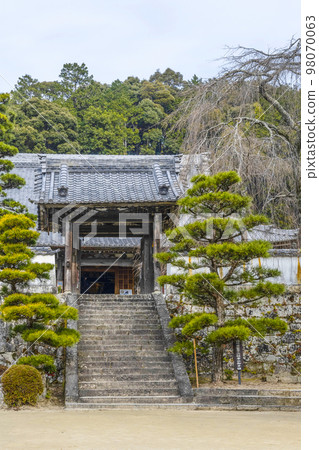 Matsudairago Kogetsuin temple gate 98070063