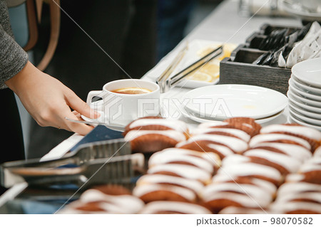 Tea and cakes at the banquet 98070582