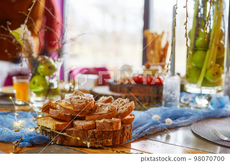cheese brunch, blue cheese, delicacies cheese brunch, blue cheese, delicacies 98070700