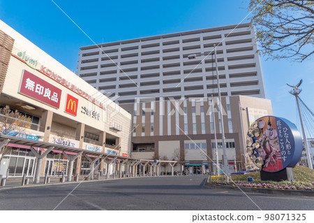 Scenery in front of the station Konosu Station Scenery in front of the station Konosu Station 98071325