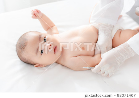 寶寶接種疫苗 98071407