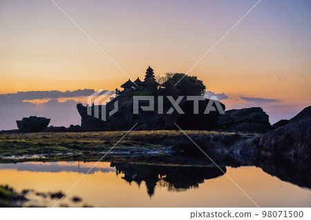Tanah Lot - Temple in the Ocean Bali, Indonesia 98071500