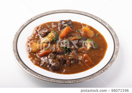 燉牛肉（牛小腿） 98071596