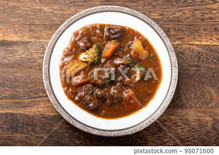 Beef stew (beef shank) Beef stew (beef shank) 98071600
