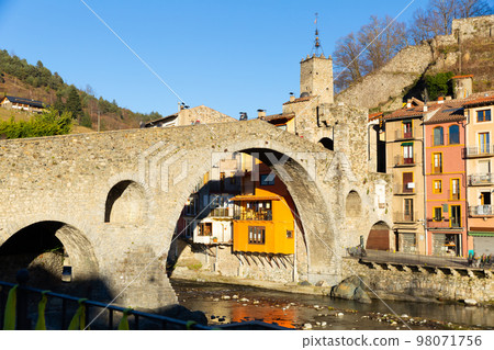 View of medieval Spain town of Camprodon 98071756