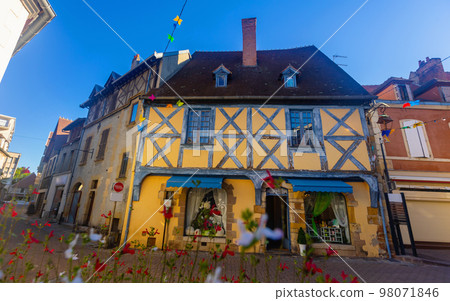 Montlucon old town with medieval fachwerk houses 98071846