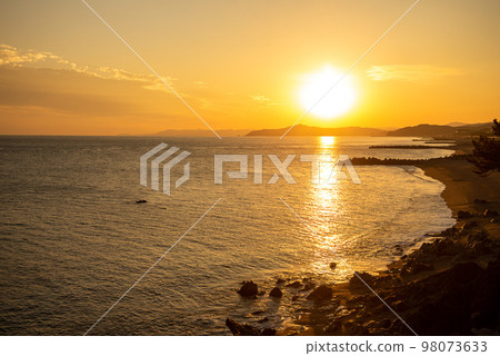 Beautiful sunset view from Ryuogu in Katsurahama, Kochi Prefecture Beautiful sunset view from Ryuogu in Katsurahama, Kochi Prefecture 98073633