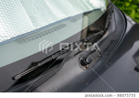 汽車前雨刷器 98073735