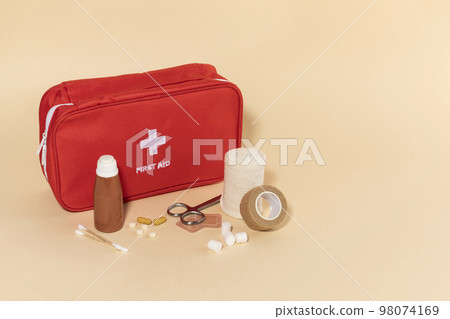 first aid box, emergency medical kit 98074169