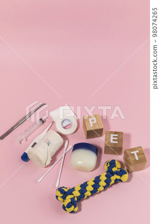 first aid box, emergency medical kit 98074265