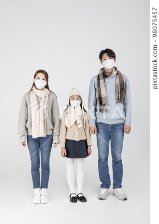 happy Asian Korean family, isolated in white background_cough under a mask happy Asian Korean family, isolated in white background_cough under a mask 98075457