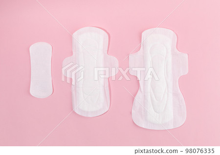 woman menstrual products_compare sanitary pad size 98076335