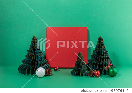 christmas decorations and display background_christmas tree and panel christmas decorations and display background_christmas tree and panel 98076345