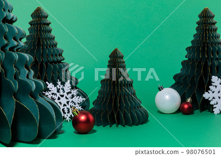 christmas decorations and display background_christmas tree 98076501