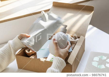 eco friendly habits hand gesture_eco friendly delivery packaging 98076741