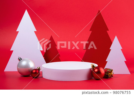 christmas decorations and display background_circle tray, christmas tree, ornament christmas decorations and display background_circle tray, christmas tree, ornament 98076755