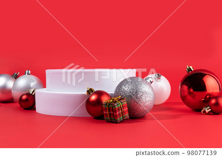 christmas decorations and display background_circle tray and ornament christmas decorations and display background_circle tray and ornament 98077139