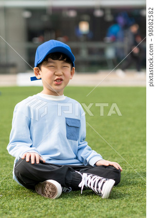 Child Lifestyle Growth Parenting 98082582