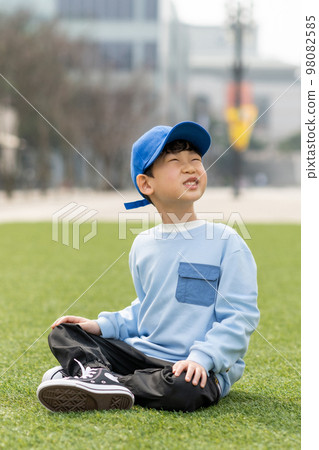 Child Lifestyle Growth Parenting 98082585