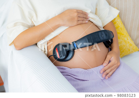 Prenatal image 98083123
