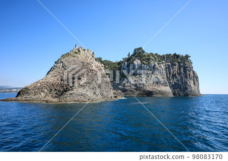 Beomseom Island, Island, Jeju Island, Volcanic Island, Rock, Lava, Rock, Cliff, Beomseom Island, Island, Jeju Island, Volcanic Island, Rock, Lava, Rock, Cliff, 98083170