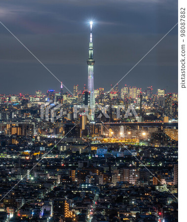 Ichikawa City, Chiba Prefecture: The evening view of Tokyo from the iLink Town Observatory Ichikawa City, Chiba Prefecture: The evening view of Tokyo from the iLink Town Observatory 98087882